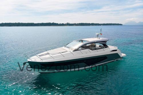 Azimut Atlantis 51 Tekniset tiedot ja arvostelut